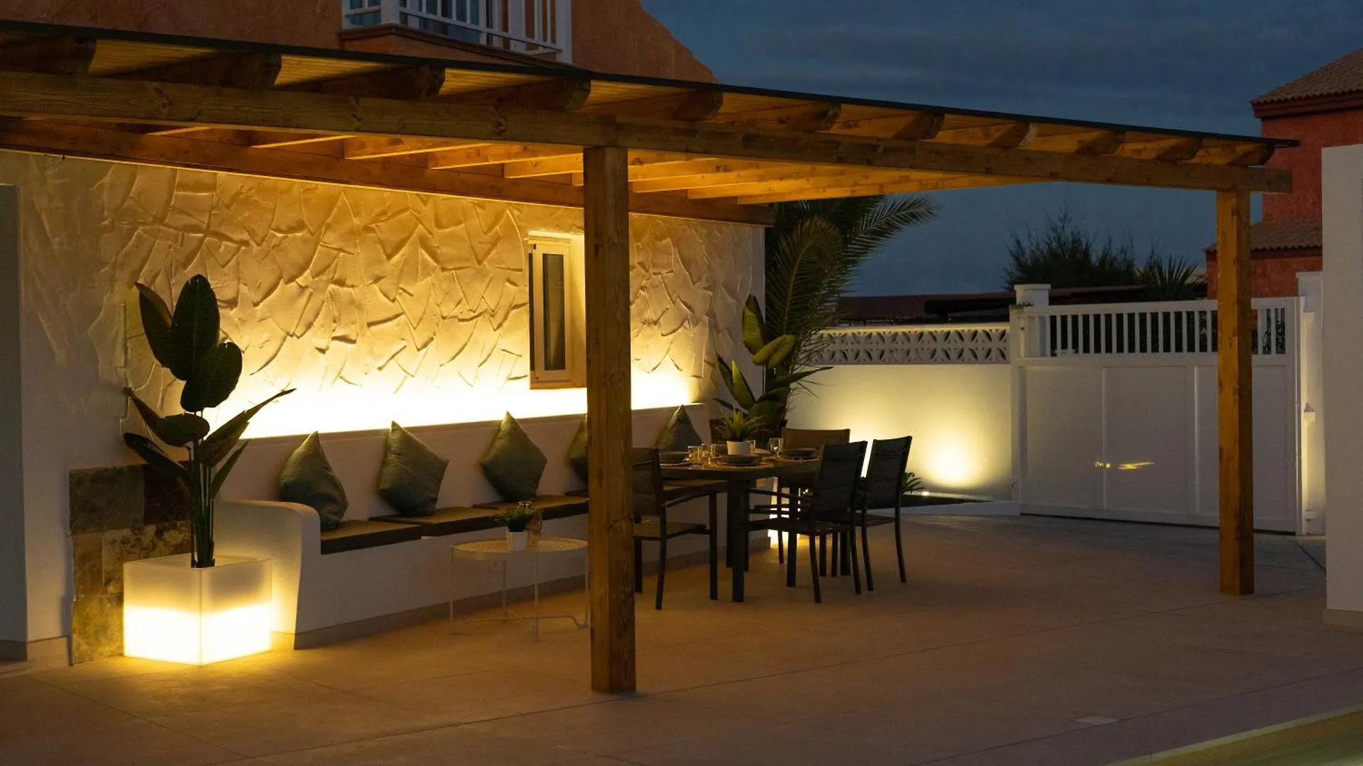 הוילה קורלחו Casa Nahia