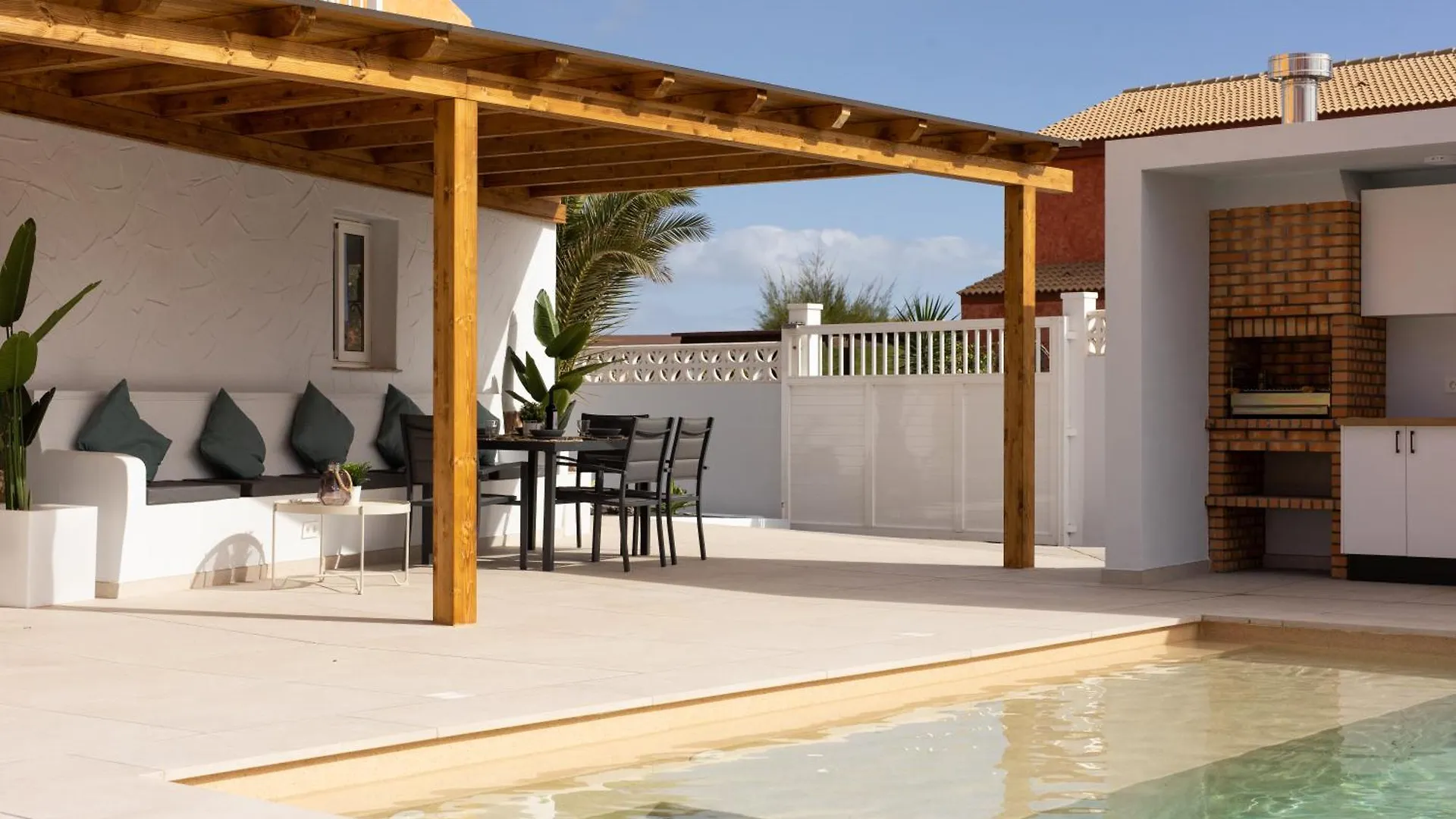 הוילה קורלחו Casa Nahia